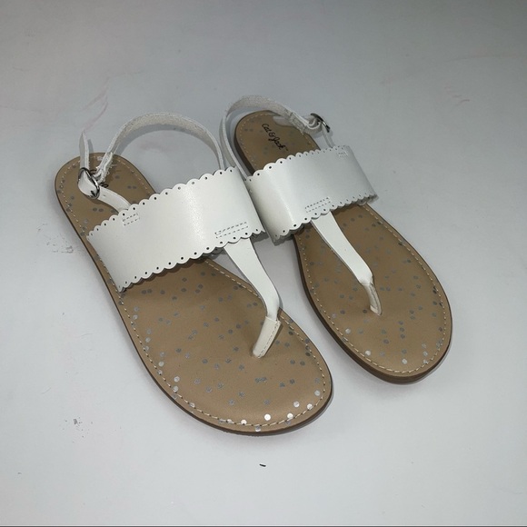 Cat & Jack White Ankle Strap Toe Thing Sandals Scalloped Edge - Picture 4 of 11
